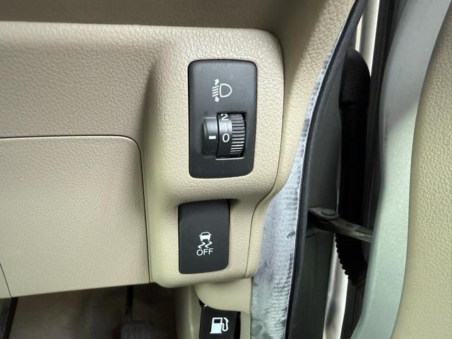 Ｎ－ＢＯＸ Ｇ・Ｌパッケージ　両側電動パワースライドドア　ナビ　ＴＶ　ＥＴＣ　スマートキー　ワンオーナー　社外ＬＥＤヘッドライト　電動格納ミラー　禁煙車（31枚目）