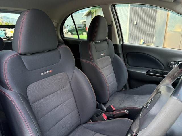 シートに目立つ傷や汚れありません。気になる方は１度見ていただいてからのご購入をお願いします