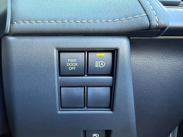 アルファード Z 純正ナビ Bluetooth HDMI ETC2.0 13.2インチフリップダウンモニター 左右独立ムーンルーフ スペアタイヤ フロアマット カラーヘッドアップディスプレイ 7人乗り 禁煙車(10枚目)