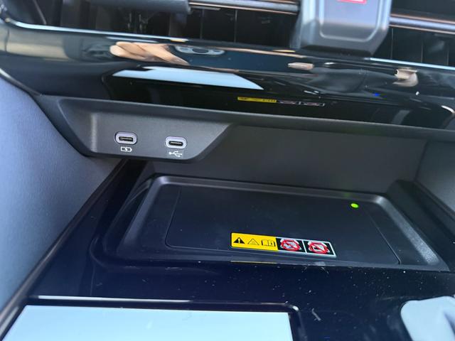 アルファード Z 純正ナビ Bluetooth HDMI ETC2.0 13.2インチフリップダウンモニター 左右独立ムーンルーフ スペアタイヤ フロアマット カラーヘッドアップディスプレイ 7人乗り 禁煙車(16枚目)