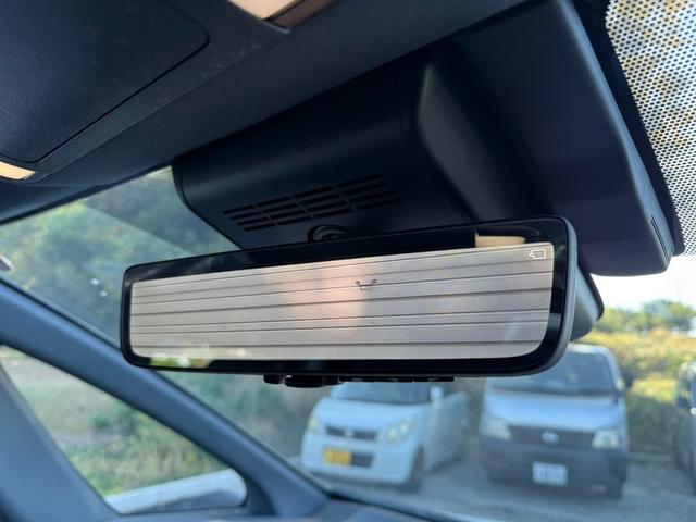 アルファード Z 純正ナビ Bluetooth HDMI ETC2.0 13.2インチフリップダウンモニター 左右独立ムーンルーフ スペアタイヤ フロアマット カラーヘッドアップディスプレイ 7人乗り 禁煙車(18枚目)