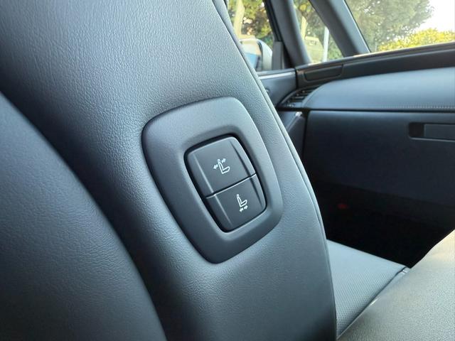 アルファード Z 純正ナビ Bluetooth HDMI ETC2.0 13.2インチフリップダウンモニター 左右独立ムーンルーフ スペアタイヤ フロアマット カラーヘッドアップディスプレイ 7人乗り 禁煙車(54枚目)