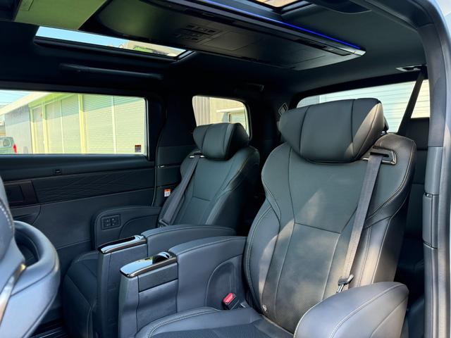 アルファード Z 純正ナビ Bluetooth HDMI ETC2.0 13.2インチフリップダウンモニター 左右独立ムーンルーフ スペアタイヤ フロアマット カラーヘッドアップディスプレイ 7人乗り 禁煙車(60枚目)