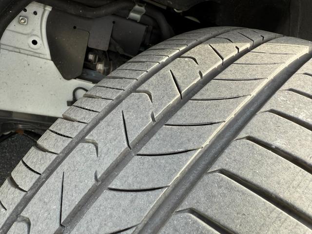 ハイエースバン スーパーGL ダークプライムII アルパインBIGXフローティングナビ Bluetooth Apple Car Play TRDエアロ(F,S,R) 全方位カメラ 両側電動パワースライドドア ベッドキット デジタルインナーミラー(5枚目)