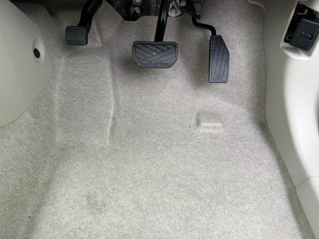 アルトラパン Ｘ　届出済未使用車　純正アルミ　スマートキー×２　新車保証書　取扱説明書　アイドリングストップ　電動格納ミラー　禁煙車　ＬＥＤヘッドライト　シートヒーター（31枚目）