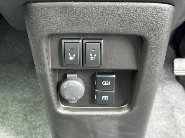 ハスラー タフワイルドターボ　届出済未使用車　４ＷＤ　ツートンカラー　ターボ　前席両側シートヒーター　ＵＳＢ充電　スマートキー×２　ＬＥＤヘッドライト　ルーフレール　クルーズコントロール　禁煙車（12枚目）