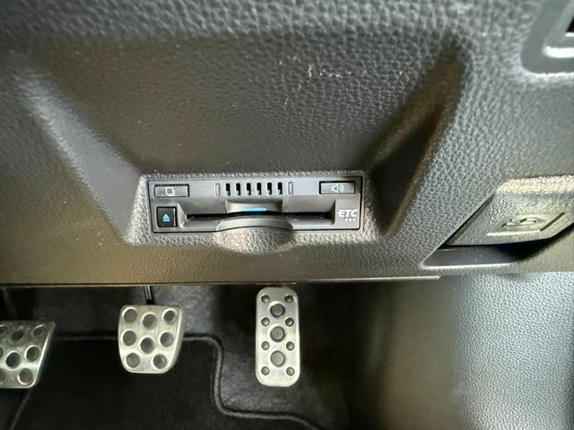 �d�s�b�t��