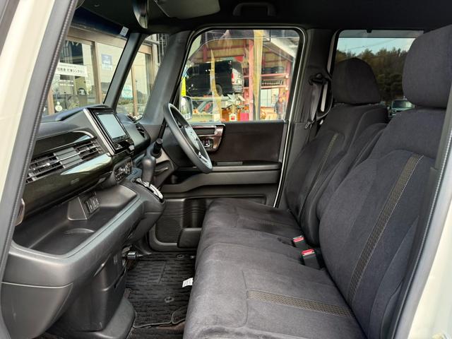 Ｎ－ＢＯＸカスタム Ｇ・Ｌホンダセンシング　純正ナビ　Ｂｌｕｅｔｏｏｔｈ　ＣＤ　ＤＶＤ　ＴＶ　バックカメラ　ドライブレコーダー　ＥＴＣ　片側電動スライドドア　純正アルミ　ＵＳＢ　スマートキー×２　禁煙車（52枚目）