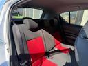 後部座席も目立つ傷や汚れありません。