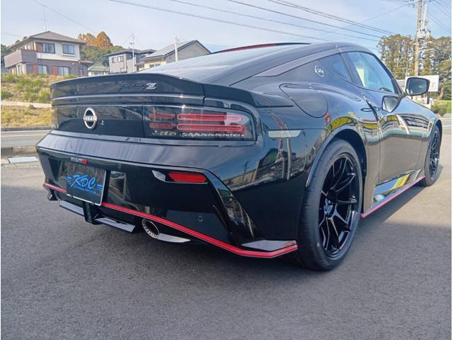 フェアレディＺ ニスモ　ミッドナイトブラック　９インチ日産コネクトナビ　ＢＯＳＥサウンドシステム（9枚目）