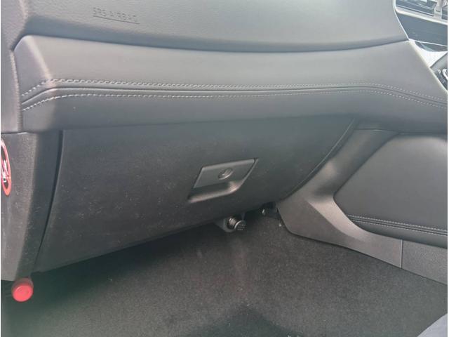 フェアレディＺ ニスモ　ミッドナイトブラック　９インチ日産コネクトナビ　ＢＯＳＥサウンドシステム（29枚目）