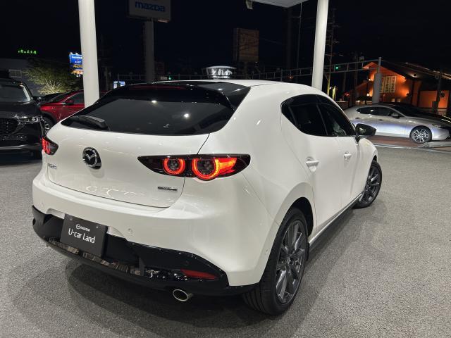 ＭＡＺＤＡ３ファストバック ２０Ｓ　Ｌパッケージ　２０Ｓ　Ｌパッケージ　ナビゲーション　３６０°ビューモニター　ドライブレコーダー　衝突軽減ブレーキ　レーダークルーズコントロー（2枚目）