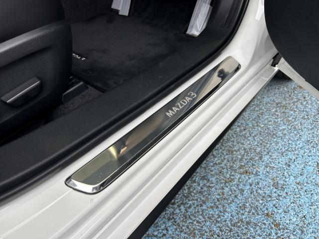 ＭＡＺＤＡ３ファストバック ２０Ｓ　Ｌパッケージ　２０Ｓ　Ｌパッケージ　ナビゲーション　３６０°ビューモニター　ドライブレコーダー　衝突軽減ブレーキ　レーダークルーズコントロー（18枚目）