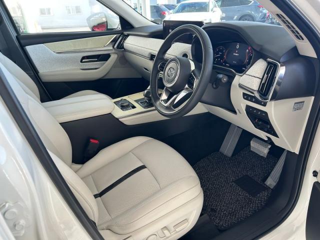 ＣＸ－６０ ＸＤ－ハイブリッド　プレミアムモダン　ＸＤ　ハイブリッド　プレミアム　モダン　車検２年付　パノラマルーフ　ＥＴＣ　ＢＯＳＥサウンドシステム　３６０°ビューモニター（8枚目）