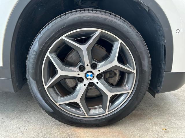 Ｘ１ ｘＤｒｉｖｅ　１８ｄ　ｘライン　クリーンディーゼル　ＡＩＳ鑑定４．５点　禁煙車　ハンズフリー電動トランク　ドライビングアシスト　ハーフレザーシート　バックカメラ　ソナー　シートヒーター　コンフォートアクセス　ＬＥＤライト（40枚目）