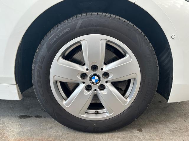 １シリーズ １１８ｉ　プレイ　禁煙車　ドライビングアシスト　コンフォートアクセス　パーキングサポート　純正ナビＢＴ　バックカメラ　全方位ソナー　スマートキー　正規ディーラー車（12枚目）