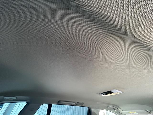 天井も目立つようなダメージや汚れなどございません。
