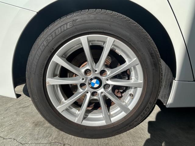 ３シリーズ ３２０ｄツーリング　禁煙車　インテリジェントセーフティ　ハンズフリー電動トランク　クリーンディーゼル　純正ナビ　ブルートゥース　オプション地デジＴＶ　バックカメラ　ソナー　コンフォートアクセス　正規ディーラー車（15枚目）