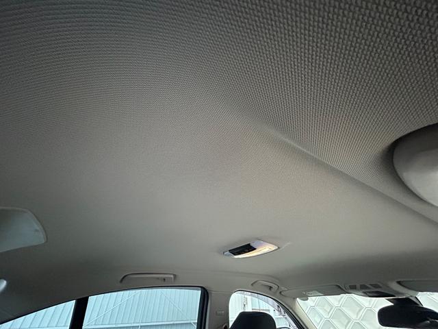 3シリーズ 320iラグジュアリー 後期最終型 AIS鑑定5点 禁煙車 ディーラー記録簿 インテリジェントセーフティ ACC BSM LKA 黒革シート コンフォートアクセス 純正ナビ BT バックカメラ 全方位ソナー ミラーETC(33枚目)