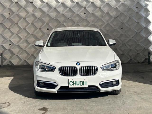 �w�b�h���C�g�͂k�d�c�Ŕ��ɖ��邭���S�Ȏ��E���m�ۂ��Ă���܂��B�I�[�g���C�g�@�\�t���ł�