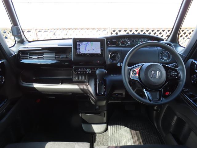 Ｎ－ＢＯＸカスタム Ｌ　ワンオーナー車　純正メモリーナビ　フルセグテレビ　バックカメラ　シートヒーター　ＥＴＣ車載器　ホンダセンシング　１オーナー　サイドエアバッグ　ナビＴＶ　キーフリーシステム　ＬＥＤライト　リアカメ　ＡＣ（9枚目）