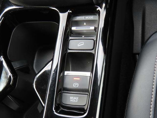 ヴェゼル ｅ：ＨＥＶＺ　ワンオーナー車　コネクトディスプレイ　フルセグテレビ　バックカメラ　シートヒーター　ＥＴＣ車載器　ホンダセンシング　衝突回避支援ブレーキ機能　１オナ　スマキ　フルオートエアコン　エアバッグ　Ｒカメ（27枚目）