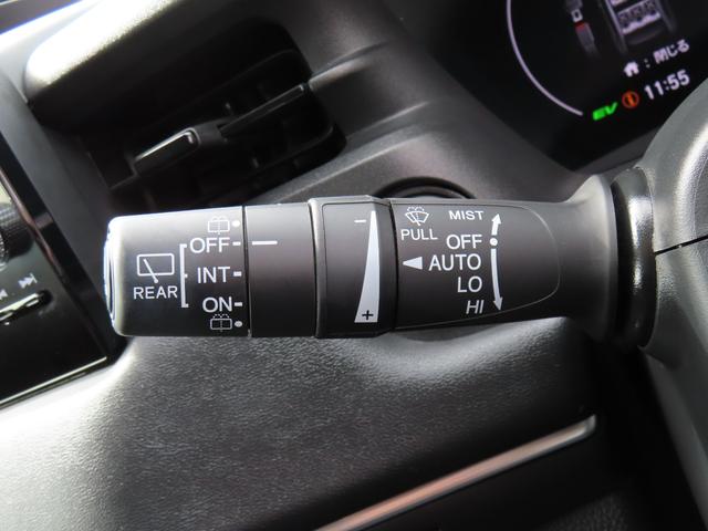 ヴェゼル ｅ：ＨＥＶＺ　ワンオーナー車　コネクトディスプレイ　フルセグテレビ　バックカメラ　シートヒーター　ＥＴＣ車載器　ホンダセンシング　衝突回避支援ブレーキ機能　１オナ　スマキ　フルオートエアコン　エアバッグ　Ｒカメ（33枚目）
