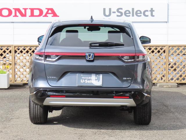 ヴェゼル e:HEVZ ワンオーナー車 コネクトディスプレイ フルセグテレビ バックカメラ シートヒーター ETC車載器 ホンダセンシング 衝突回避支援ブレーキ機能 1オナ スマキ フルオートエアコン Dレコ エアバッグ(7枚目)