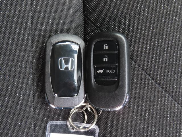 ヴェゼル e:HEVZ ワンオーナー車 コネクトディスプレイ フルセグテレビ バックカメラ シートヒーター ETC車載器 ホンダセンシング 衝突回避支援ブレーキ機能 1オナ スマキ フルオートエアコン Dレコ エアバッグ(39枚目)