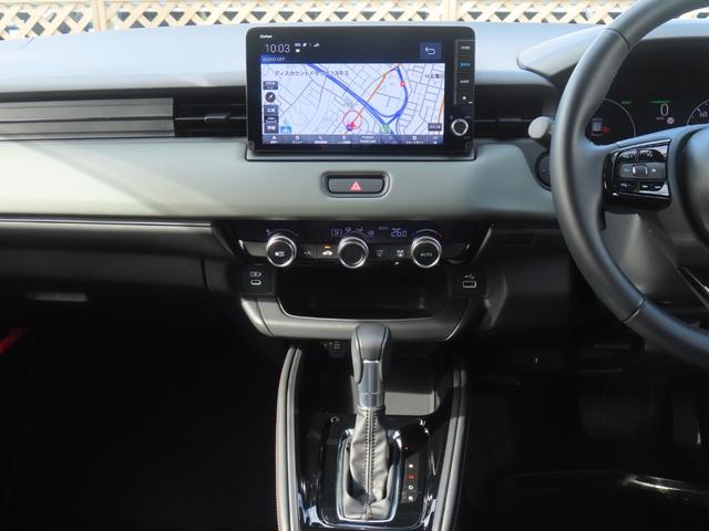 ヴェゼル e:HEVX・HuNTパッケージ ワンオーナー車 純正9インチナビ フルセグテレビ バックカメラ シートヒーター ETC車載器 ホンダセンシング 地デジフルセグ サイドエアバッグ Bカメラ 横滑り防止機能 スマートキー オートライト(18枚目)