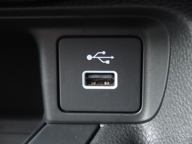 ヴェゼル e:HEVX・HuNTパッケージ ワンオーナー車 純正9インチナビ フルセグテレビ バックカメラ シートヒーター ETC車載器 ホンダセンシング 地デジフルセグ サイドエアバッグ Bカメラ 横滑り防止機能 スマートキー オートライト(22枚目)