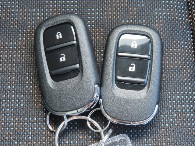 ヴェゼル e:HEVX・HuNTパッケージ ワンオーナー車 純正9インチナビ フルセグテレビ バックカメラ シートヒーター ETC車載器 ホンダセンシング 地デジフルセグ サイドエアバッグ Bカメラ 横滑り防止機能 スマートキー オートライト(38枚目)