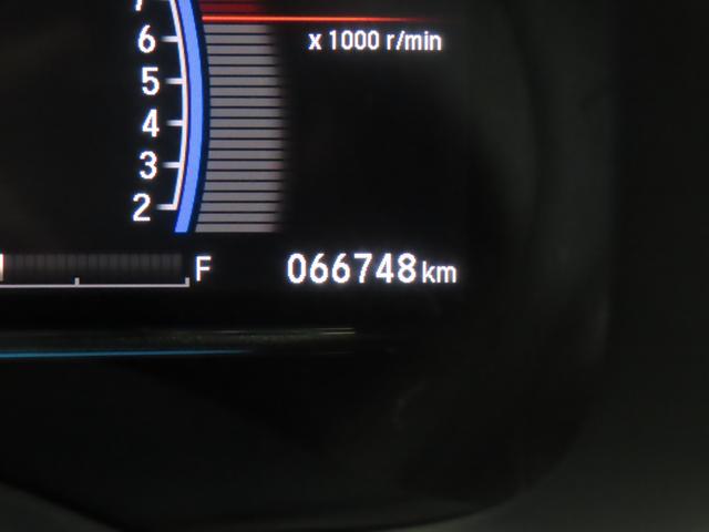 フィットハイブリッド Ｓホンダセンシング　ワンオーナー車　純正メモリーナビ　フルセグテレビ　バックカメラ　ＥＴＣ車載器　ホンダセンシング　スマ－トキ－　ナビＴＶ　アクティブクルーズコントロール　パワーウインドウ　ドライブレコーダ　ＤＶＤ再生（40枚目）