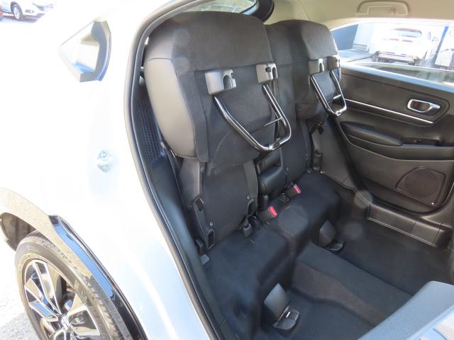 ヴェゼル e:HEVZ ワンオーナー車 純正9インチナビ フルセグテレビ バックカメラ シートヒーター ETC車載器 ホンダセンシング 1オーナー Rカメラ スマ-トキ- アクティブクルーズ サイドエアバッグ ナビTV(14枚目)