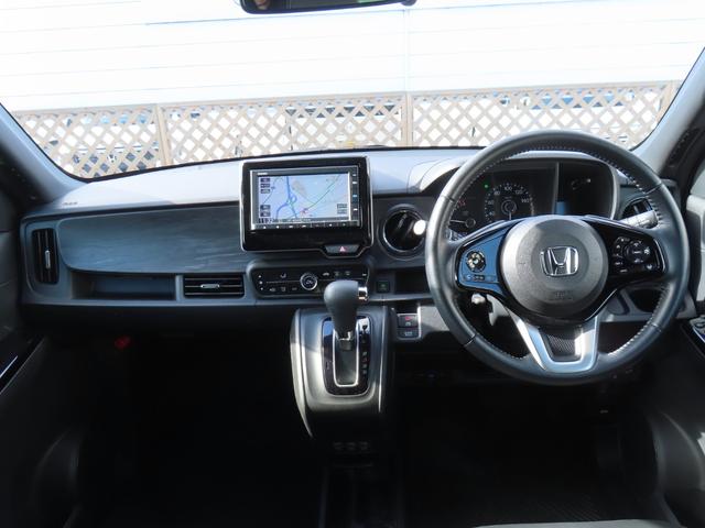 Ｎ－ＯＮＥ プレミアム　ワンオーナー車　純正メモリーナビ　バックカメラ　シートヒーター　ＥＴＣ車載器　ホンダセンシング　ＵＳＢポート　衝突軽減　ＥＳＣ　ＬＥＤ　シ－トヒ－タ－　カーテンエアバック　スマートキー　ＡＡＣ　ＡＢＳ（9枚目）
