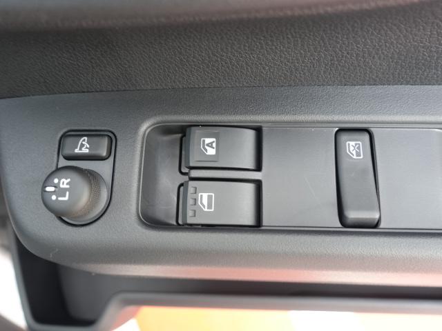 クルーズ /フロントバンパーデカール付き/荷台マット付/AT車/衝突被害軽減ブレーキ/スマートキー/クリアランスソナー/オートライト/パワーウィンドー/ルーフコンソール/届出済未使用車(14枚目)