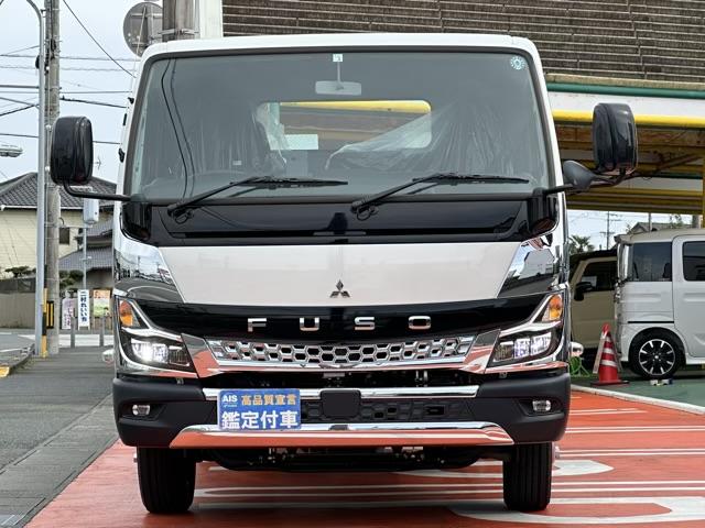 積載車　カスタム仕様　積載車　キャリアカー　セルフローダー　３ｔ　５ＭＴ　エンジン４Ｐ１０＋　古河ユニック　ＵＣ－３５　ＮＥＯ５　ボディ傾斜角度５．８度〜　ラジコン　ウインチ　荷台寸法：５７１０×２０６０ｍｍ(27枚目)