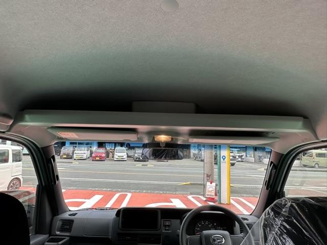 クルーズ CVT スマートアシスト 電動格納式カラードドアミラー スーパーUV&IRカットガラス 撥水フルファブリックシート表皮 大型LED荷室灯 スマートキー 届出済未使用車(10枚目)