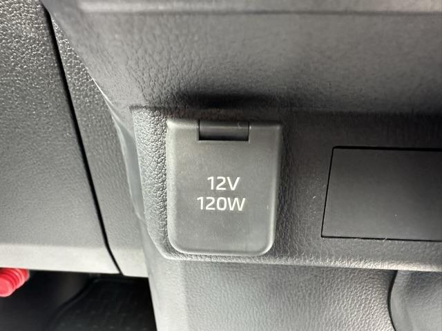 クルーズ CVT スマートアシスト 電動格納式カラードドアミラー スーパーUV&IRカットガラス 撥水フルファブリックシート表皮 大型LED荷室灯 スマートキー 届出済未使用車(22枚目)