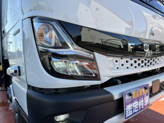 キャンター ワイドキャブロング高床　５ＭＴ　最大積載量３．５ｔ　アルミウィング　１ナンバー車　ラッシングレール１段　ＬＥＤヘッドランプ　坂道発進補助装置　車線逸脱警報装置　スマートキー　電動格納ミラー（31枚目）