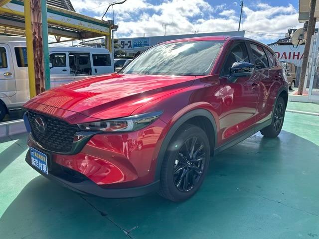 ＣＸ－５ ＸＤ　ブラックトーンエディション　サンルーフ　ＢＯＳＥサウンドシステム　アドバンストスマートシティブレーキサポート　運転席１０Ｗａｙパワーシート＆ドライビングポジションメモリー機能　アドバンストキーレスエントリーシステム（4枚目）