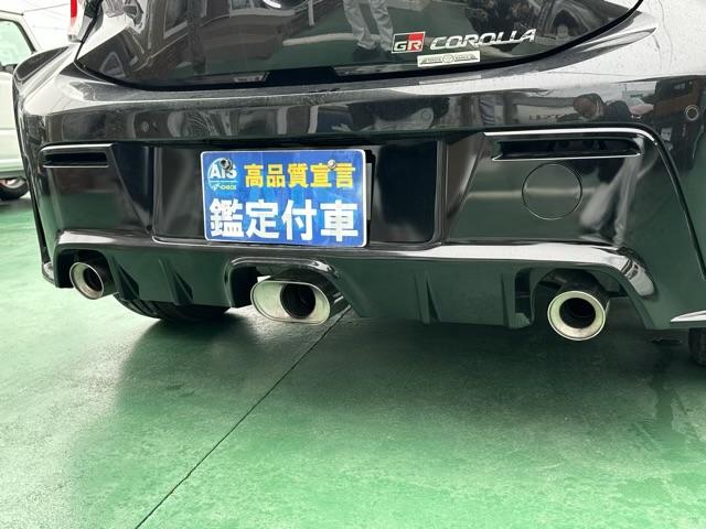 ＧＲカローラ ＲＺ　走行距離５９９ｋｍ　ＧＲ－ＦＯＵＲ（４ＷＤ）　ＧＲ専用装備　１０．５インチＤオーディオＰｌｕｓ＆ＪＢＬサウンドシステム　ヘッドアップディスプレイ　シートヒーター　ステアリングヒーター　ＢＳＭ　ＲＣＴＡ（17枚目）