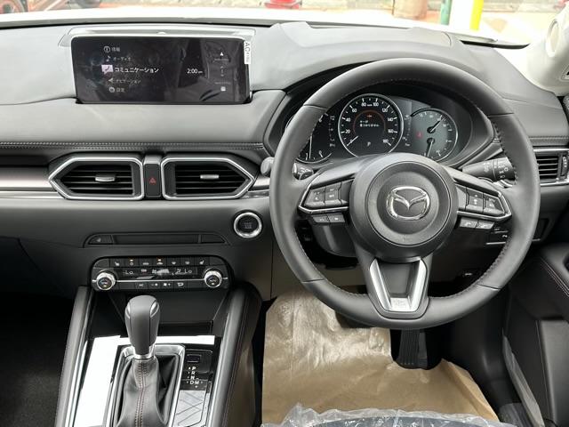 ＣＸ－５ ＸＤ　ブラックトーンエディション　ＳＫＹＡＣＴＩＶ－Ｄ　２．２　地上デジタルＴＶチューナー　１０．２５インチセンターディスプレイ　アドバンスト・スマート・シティ・ブレーキ・サポート　パワーシート＆メモリー機能　登録済未使用車（10枚目）