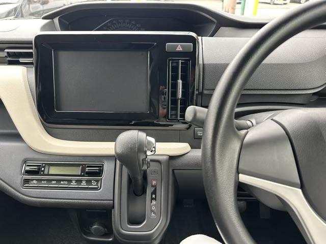 ソリオ Ｇ　セーフティサポート装着車　スマートキー　両側スライドドア　オートエアコン　電動格納式ドアミラー　オートライト　パーキングセンサー　リアプライバシーガラス　ディーラー試乗車（24枚目）