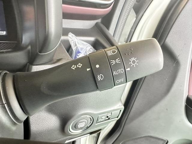 スペーシアカスタム ハイブリッドＧＳ　スマートキー　片側パワースライドドア　ＬＥＤヘッドライト　フルオートエアコン　シートヒーター　ロールサンシェード　電気式パーキングブレーキ　ＵＳＢ充電ソケット　クルーズコントロール　届出済未使用車（18枚目）