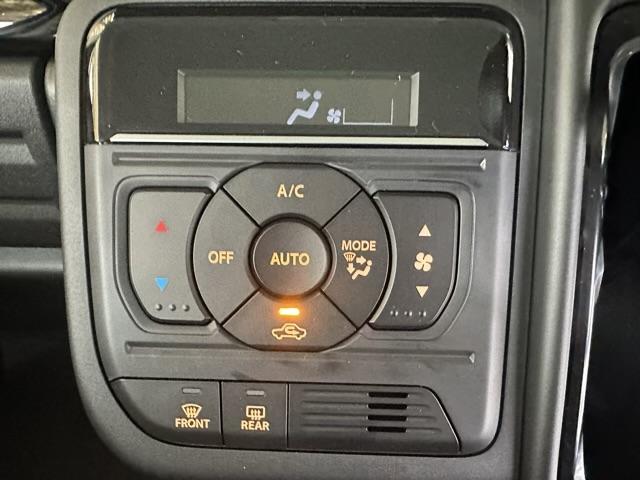 スペーシアカスタム ハイブリッドＧＳ　スマートキー　片側パワースライドドア　ＬＥＤヘッドライト　フルオートエアコン　シートヒーター　ロールサンシェード　電気式パーキングブレーキ　ＵＳＢ充電ソケット　クルーズコントロール　届出済未使用車（24枚目）