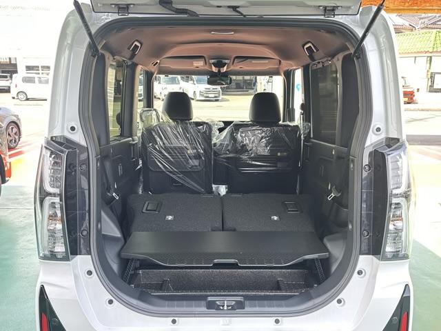 タント カスタムＸ　プレミアムプラン（フロントメッキパック＆リヤメッキパック）装着車　スマートアシスト　ＬＥＤヘッド＆フォグランプ　電動パーキングブレーキ　両側パワースライドドア　シートヒーター　届出済未使用車（13枚目）