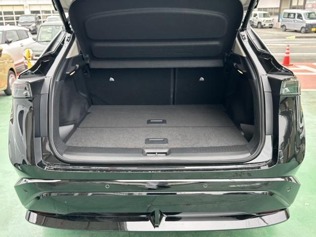 アリア Ｂ６　純正ナビゲーション　アラウンドビューモニター　プロパイロット　ガラスルーフ　ＥＴＣ　ＢＯＳＥスピーカー　デジタルインナーミラー　パワーバックドア　パワーシート　シートヒーター　スマートキー　ＬＥＤ（11枚目）