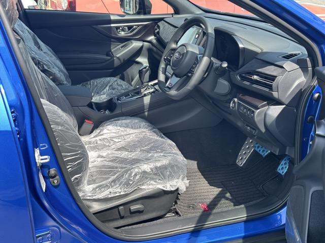 ＷＲＸ Ｓ４ ＳＴＩスポーツシャープ　純正ナビゲーション　全方位カメラ　スマートキー　ＬＥＤヘッドライト　フルオートエアコン　シートヒーター　パワーシート　革巻きハンドル　オートクルーズコントロール　パドルシフト　アルミペダル（16枚目）