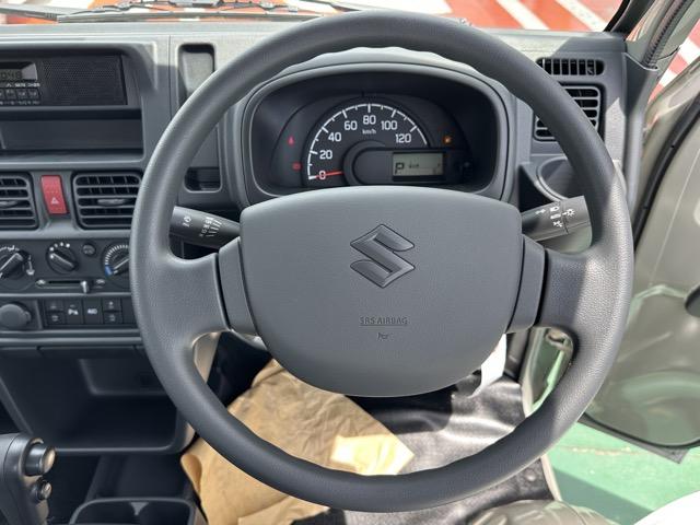 キャリイトラック ＫＣエアコン・パワステ　４ＷＤ　ＡＴ　セーフティサポート装着車　純正ラジオ　パワーウィンドー　クリアランスソナー　アイドリングストップ　オートライト　エアコン　パワステ　届出済未使用車（11枚目）